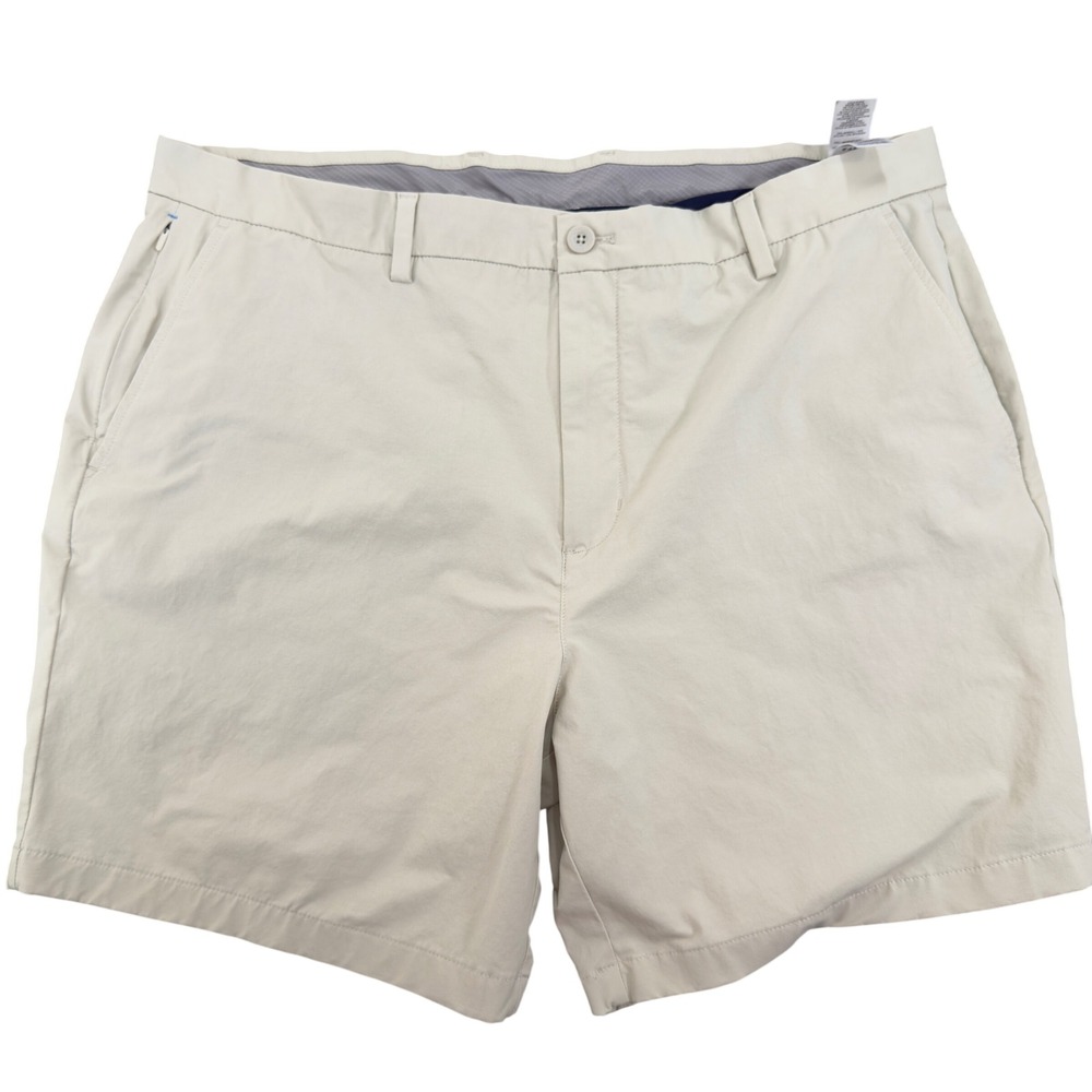 Vineyard Vines On-The-Go OTG Performance Shorts Khaki Size 40